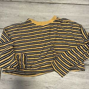 Urban outfitters XL Crop Top XS